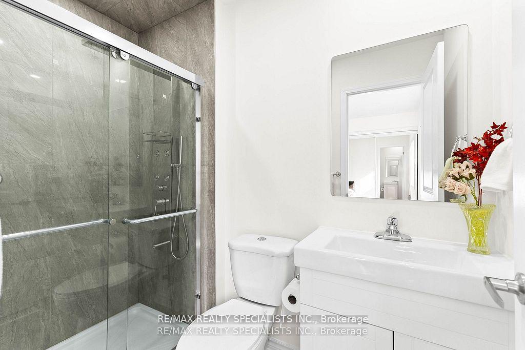 Photo 21 of 409 Edenbrook Hill Drive, Brampton, Northwest Brampton — HOMEH