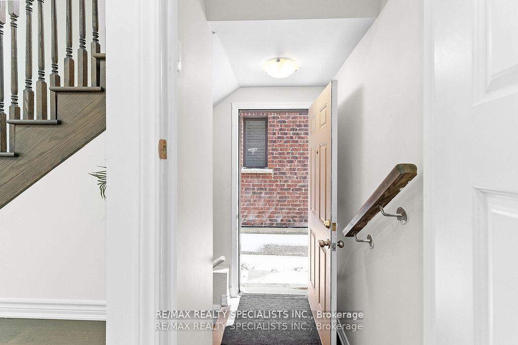 Photo 27 of 409 Edenbrook Hill Drive, Brampton, Northwest Brampton — HOMEH