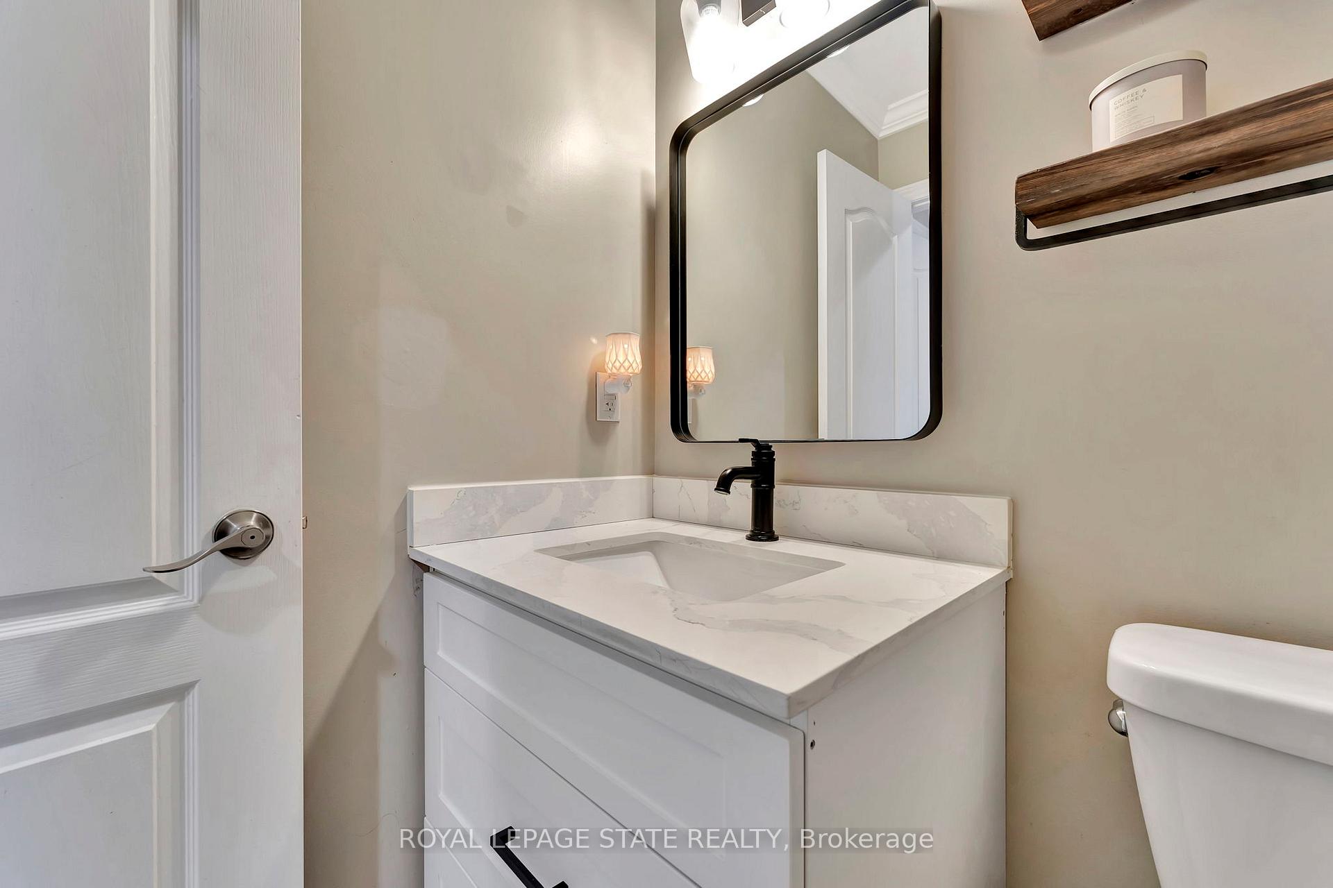 Photo 13 of 88 Strathroy Crescent, Hamilton, Waterdown — HOMEH