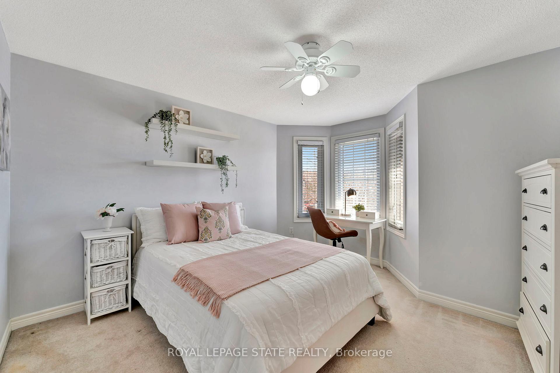 Photo 21 of 88 Strathroy Crescent, Hamilton, Waterdown — HOMEH
