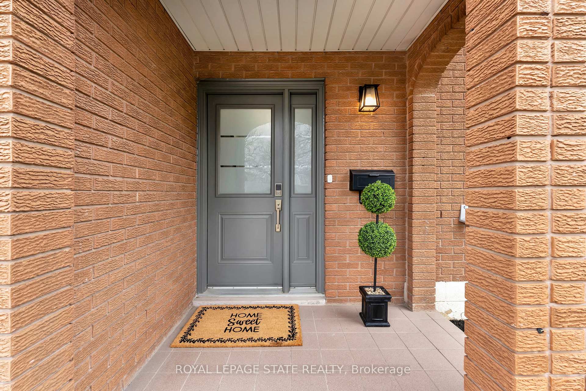 Photo 3 of 22 Renner Court, Hamilton, Red Hill — HOMEH