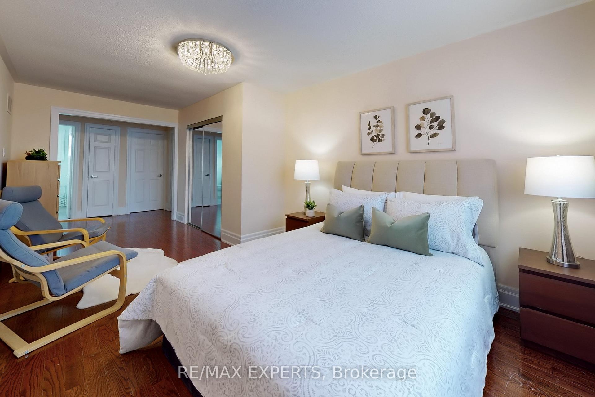 Photo 61 of 245 Brownridge Drive, Vaughan, Brownridge — HOMEH