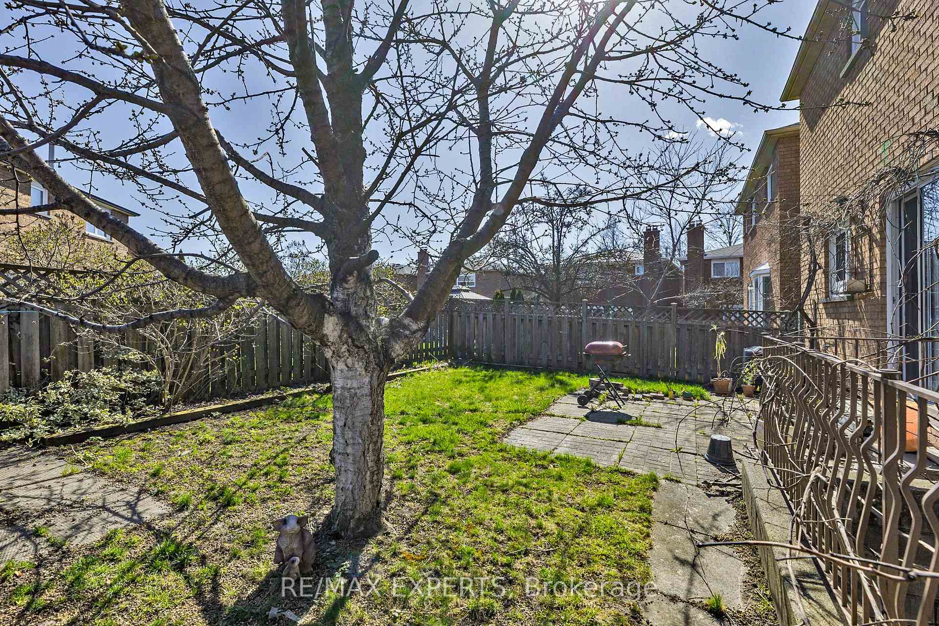 Photo 97 of 245 Brownridge Drive, Vaughan, Brownridge — HOMEH