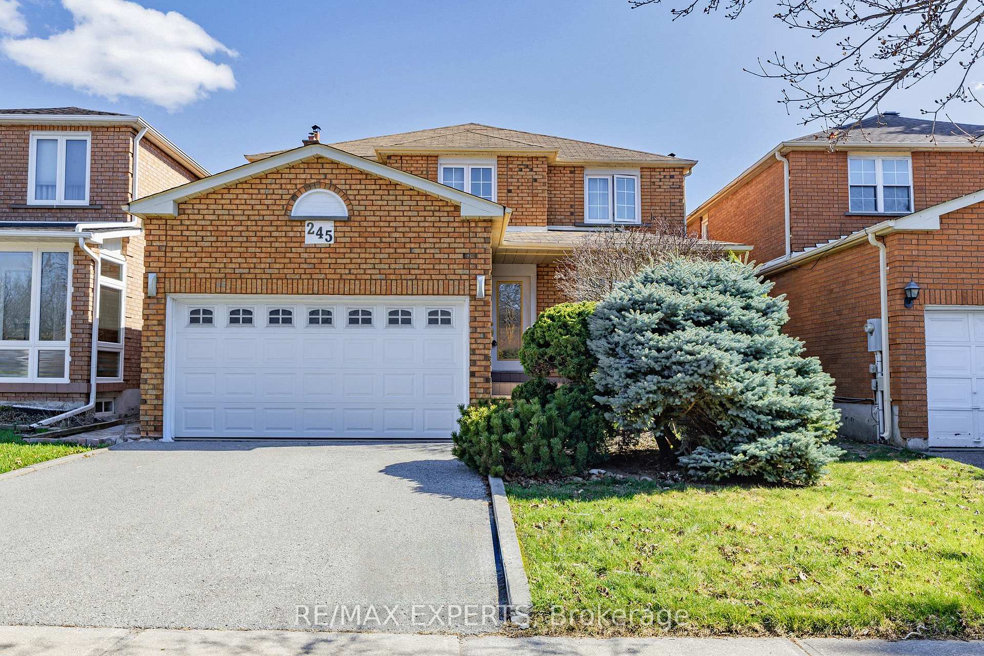 Photo 1 of 245 Brownridge Drive, Vaughan, Brownridge — HOMEH