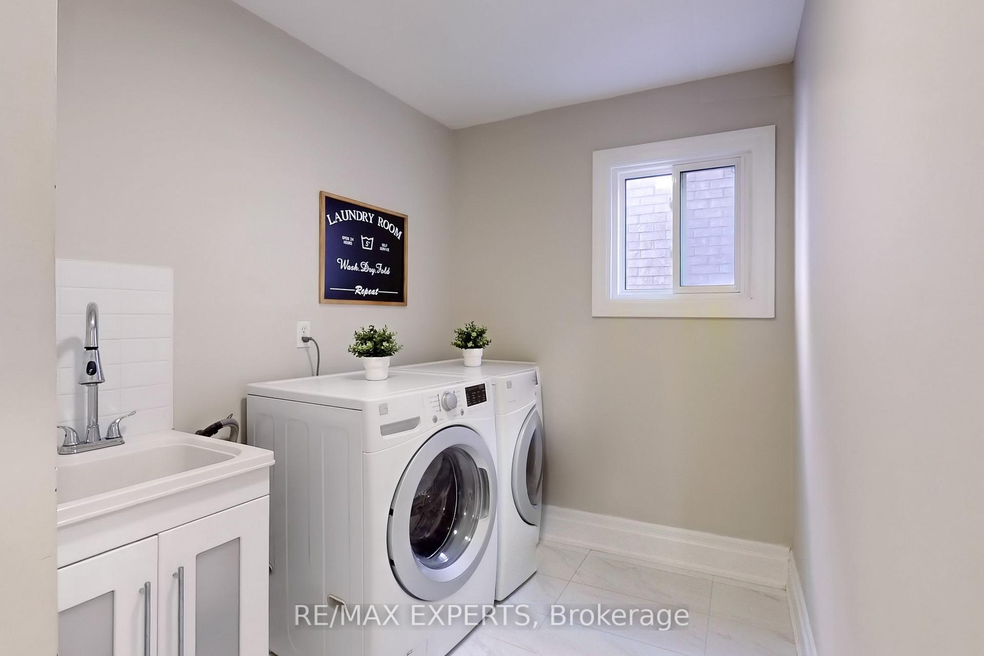 Photo 16 of 245 Brownridge Drive, Vaughan, Brownridge — HOMEH