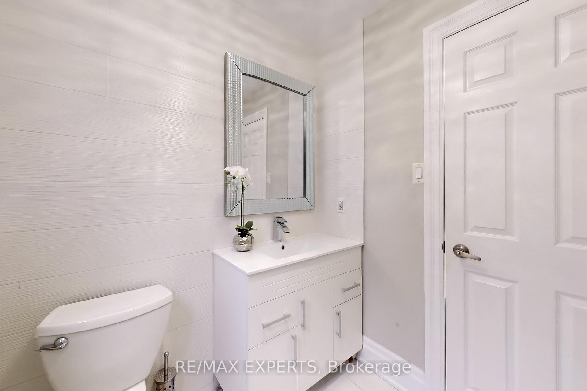 Photo 19 of 245 Brownridge Drive, Vaughan, Brownridge — HOMEH