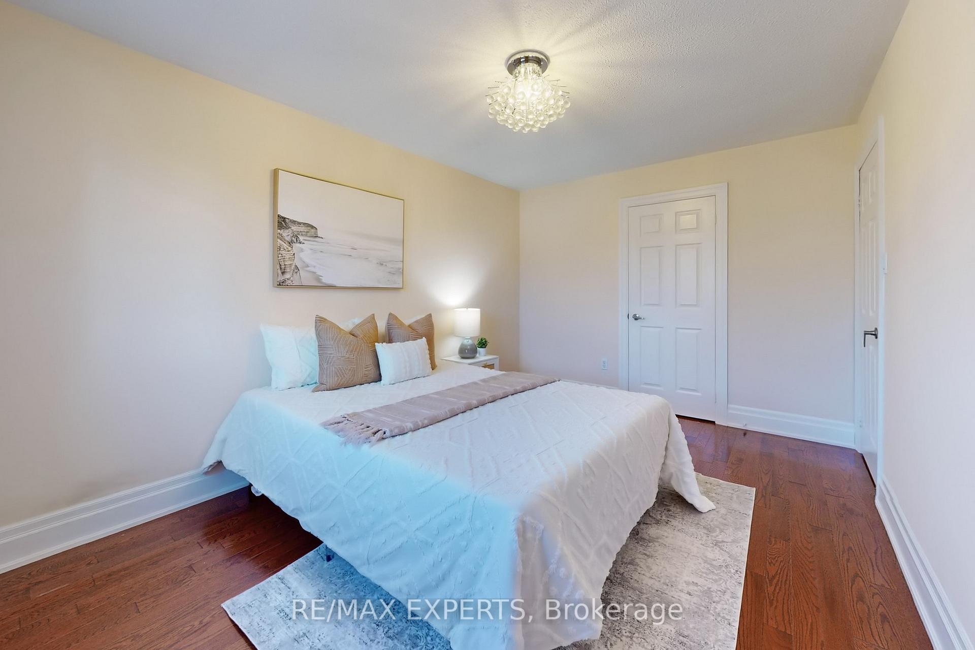 Photo 47 of 245 Brownridge Drive, Vaughan, Brownridge — HOMEH