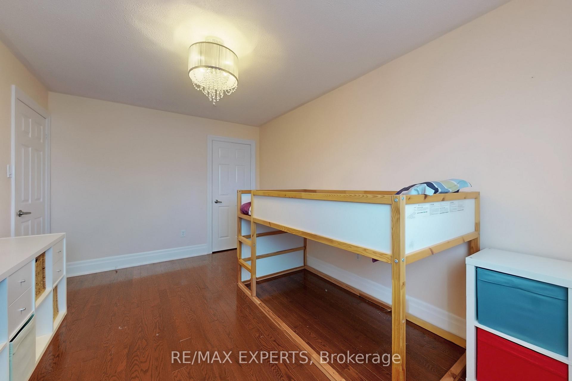 Photo 49 of 245 Brownridge Drive, Vaughan, Brownridge — HOMEH