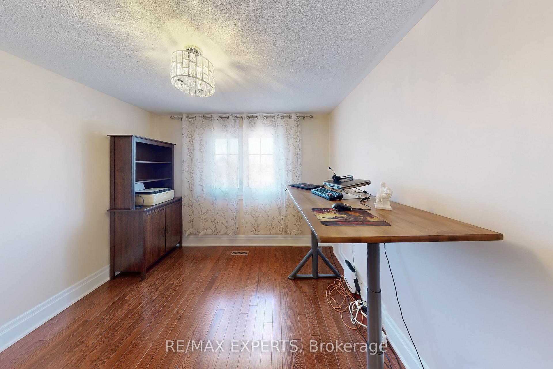 Photo 50 of 245 Brownridge Drive, Vaughan, Brownridge — HOMEH