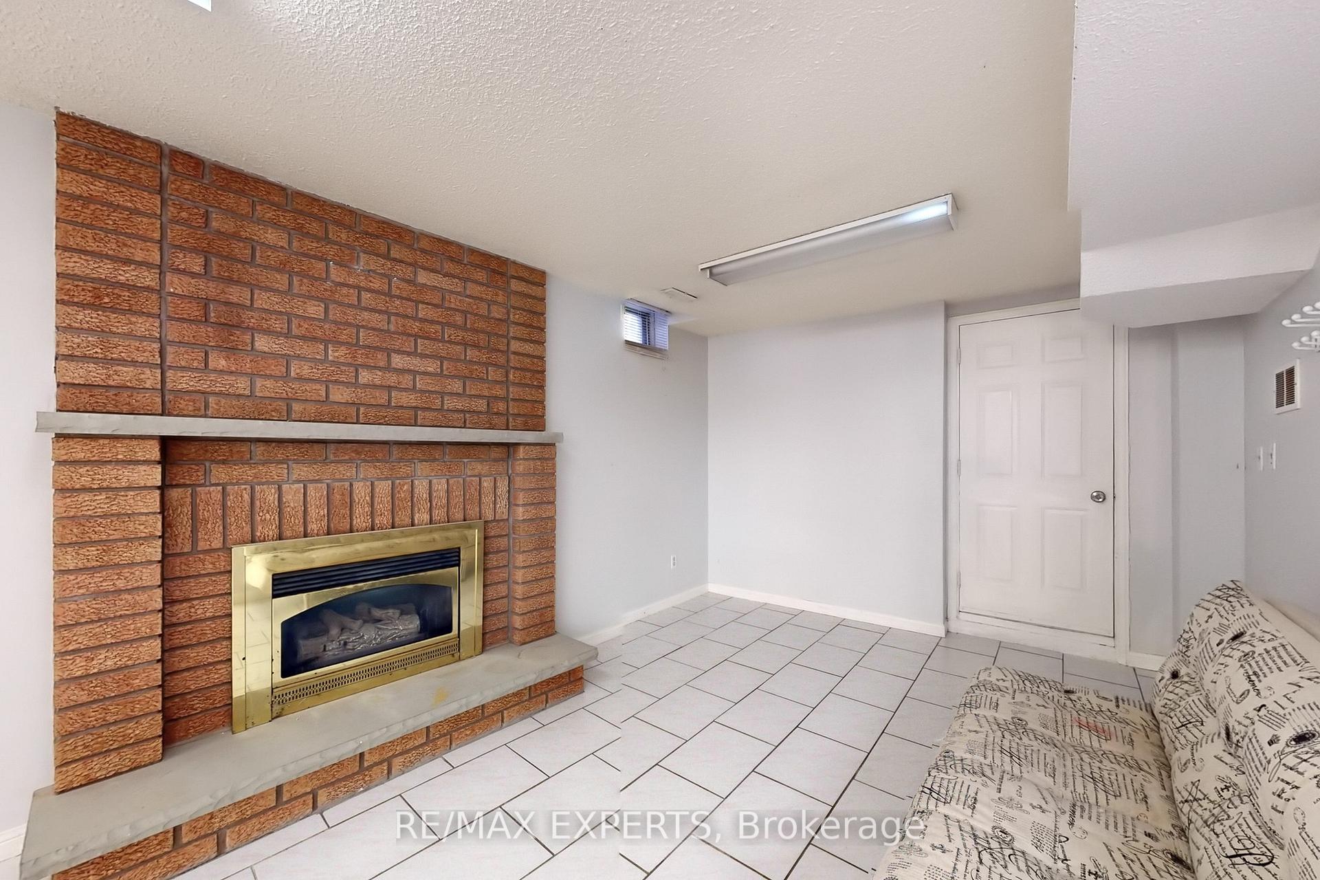 Photo 57 of 245 Brownridge Drive, Vaughan, Brownridge — HOMEH