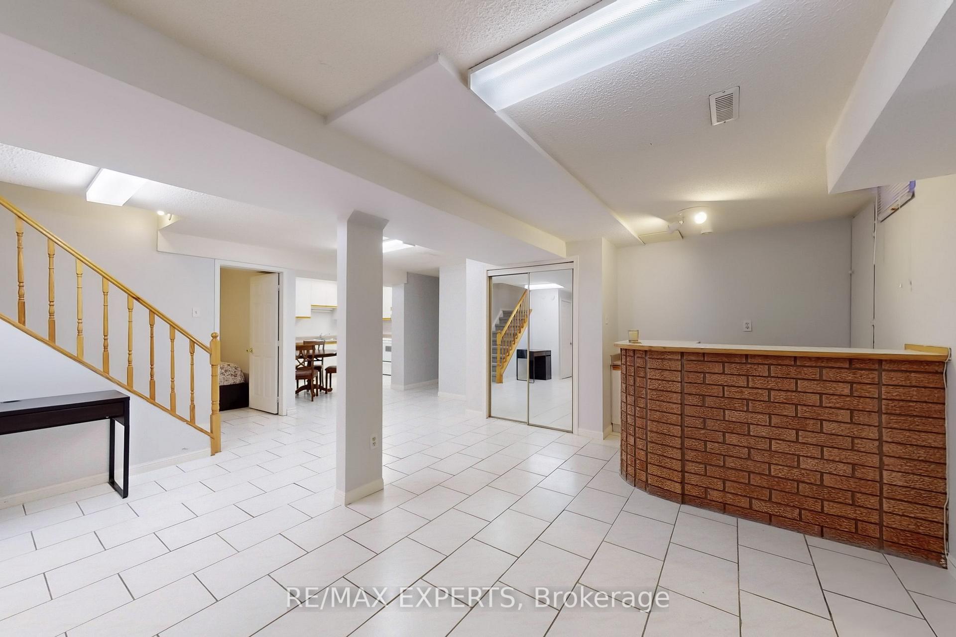 Photo 58 of 245 Brownridge Drive, Vaughan, Brownridge — HOMEH