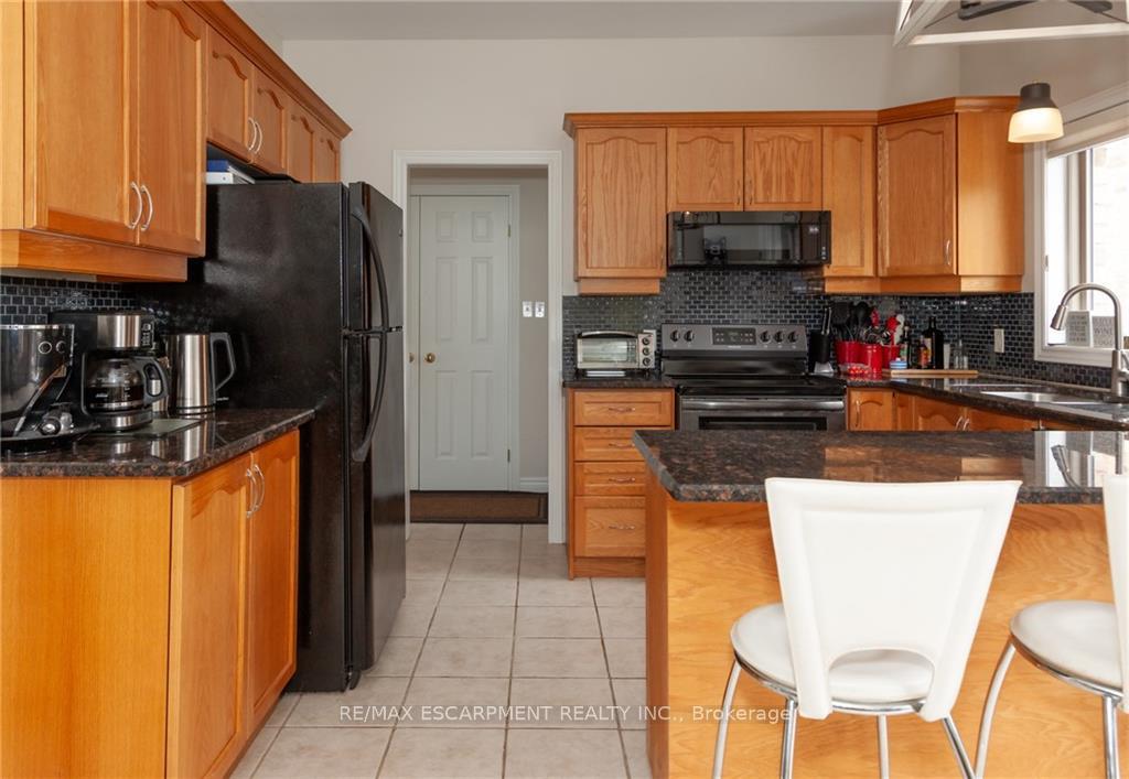 Photo 9 of Unit 1, 195 Wilson Street W, Hamilton, Ancaster — HOMEH