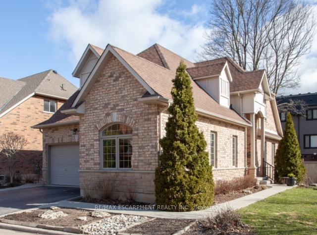 Photo 2 of Unit 1, 195 Wilson Street W, Hamilton, Ancaster — HOMEH