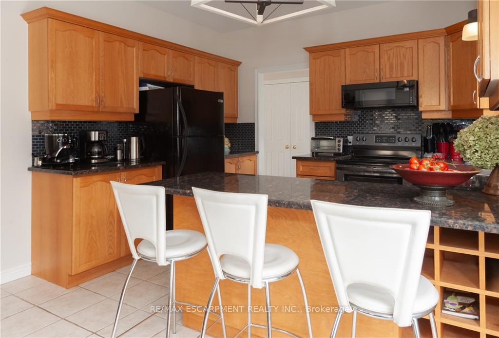 Photo 29 of Unit 1, 195 Wilson Street W, Hamilton, Ancaster — HOMEH