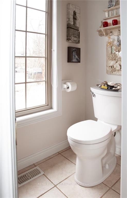 Photo 33 of Unit 1, 195 Wilson Street W, Hamilton, Ancaster — HOMEH
