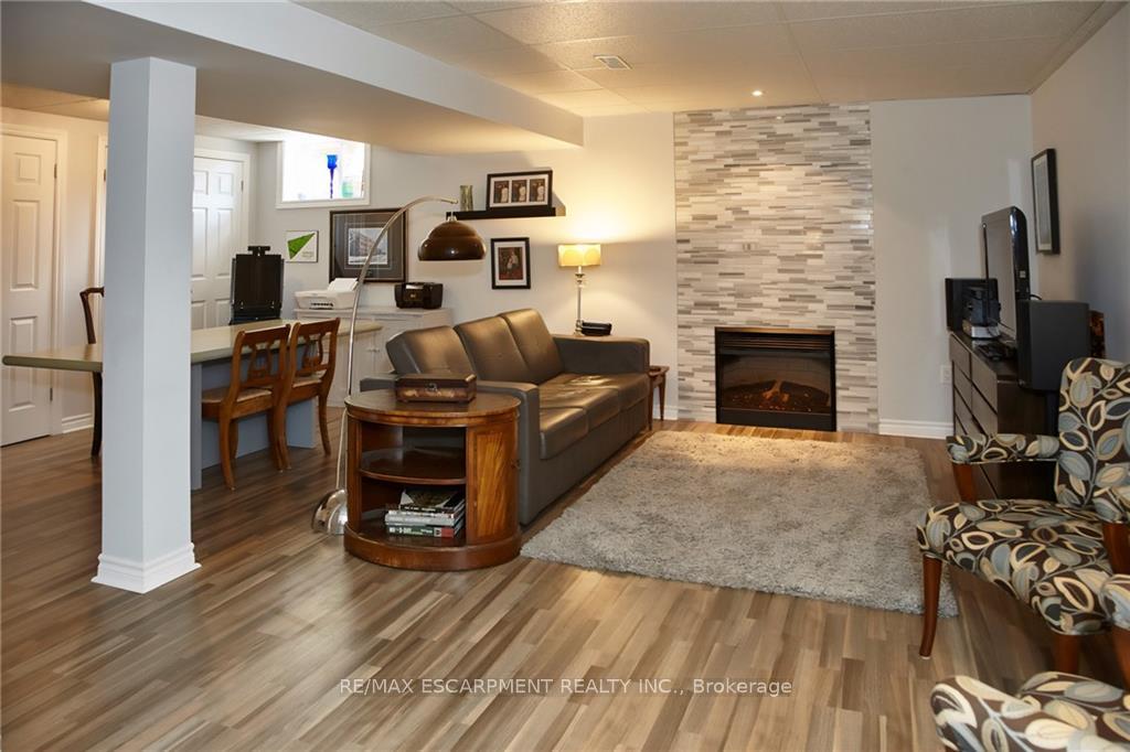 Photo 48 of Unit 1, 195 Wilson Street W, Hamilton, Ancaster — HOMEH