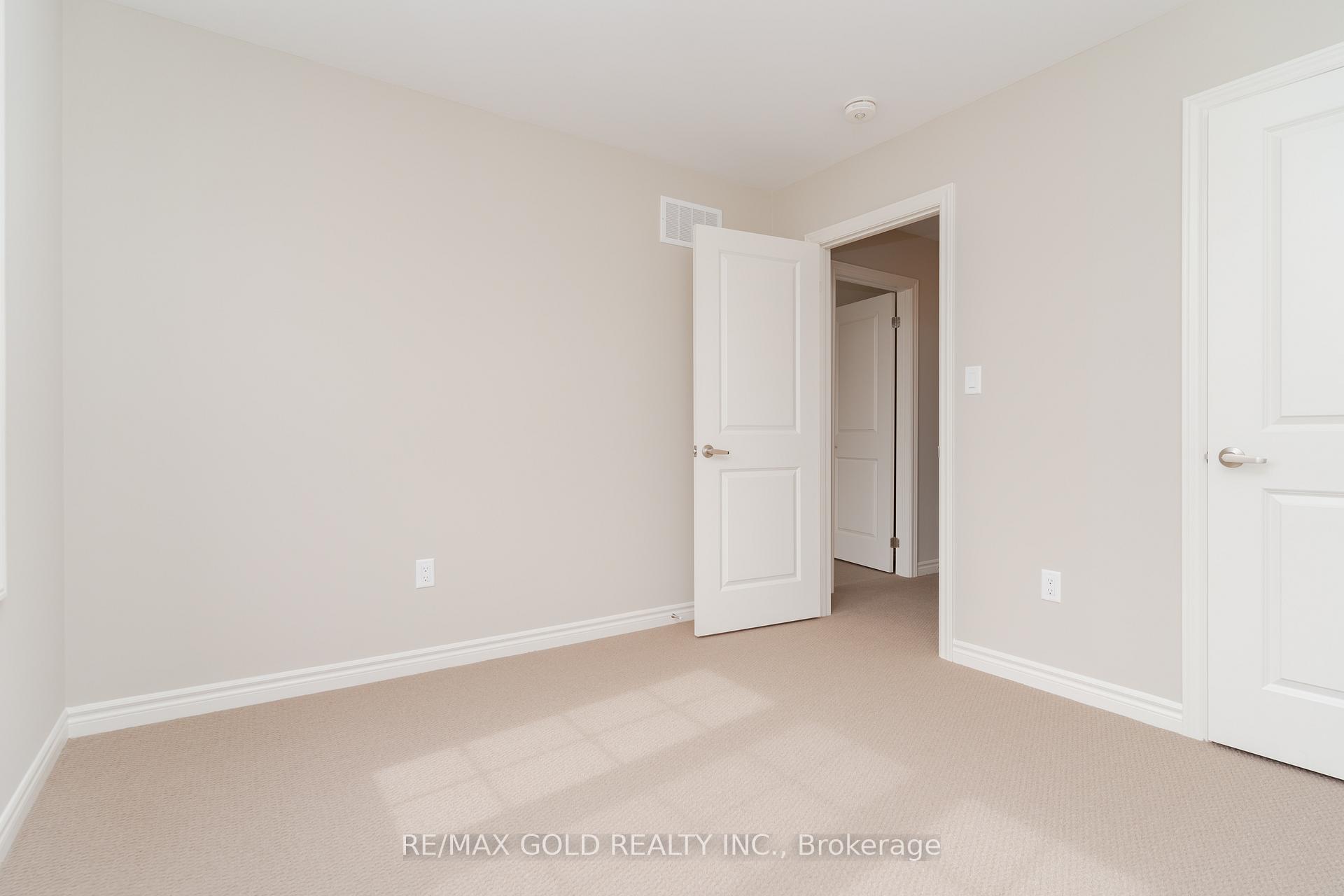 Photo 52 of 276 Springfield Crescent, Clearview, Stayner — HOMEH