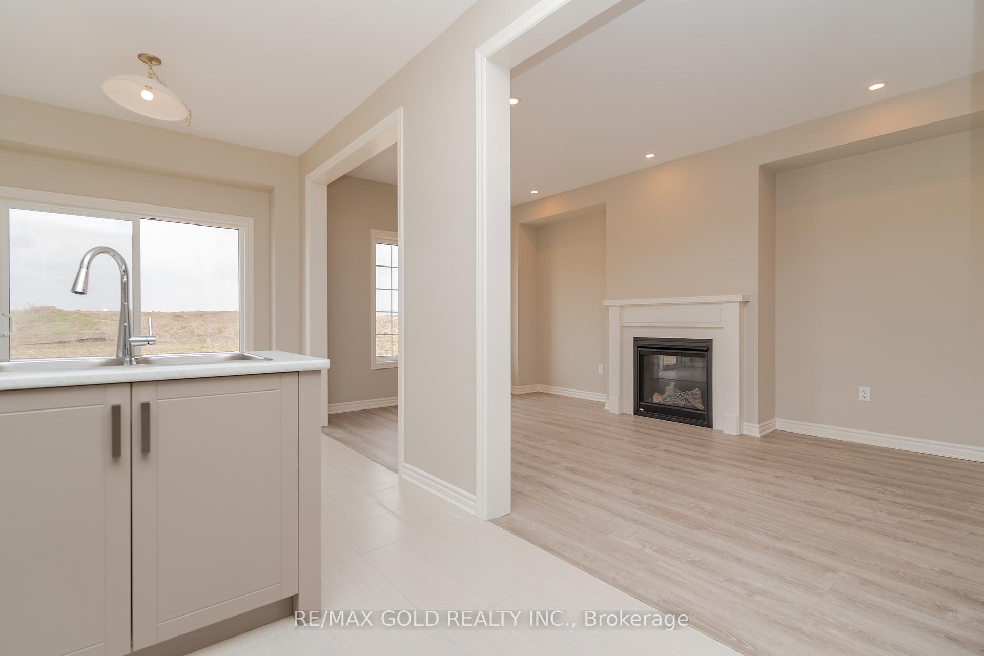 Photo 33 of 276 Springfield Crescent, Clearview, Stayner — HOMEH