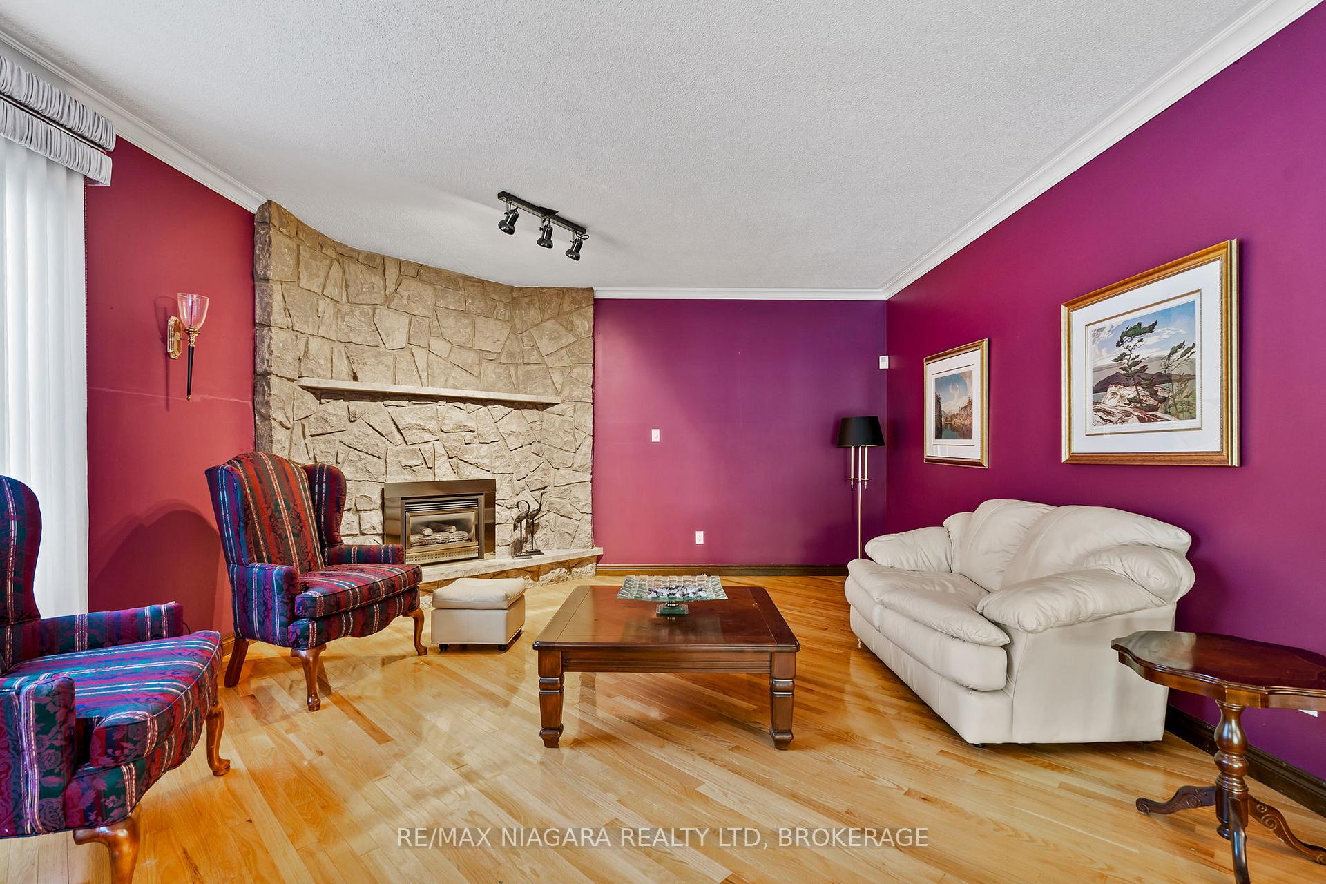 Photo 19 of 13 Shoreline Crescent, Grimsby, Grimsby Beach — HOMEH