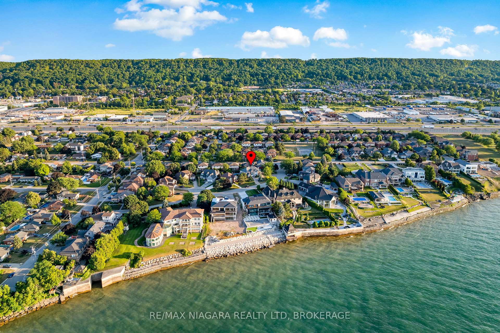 Photo 37 of 13 Shoreline Crescent, Grimsby, Grimsby Beach — HOMEH