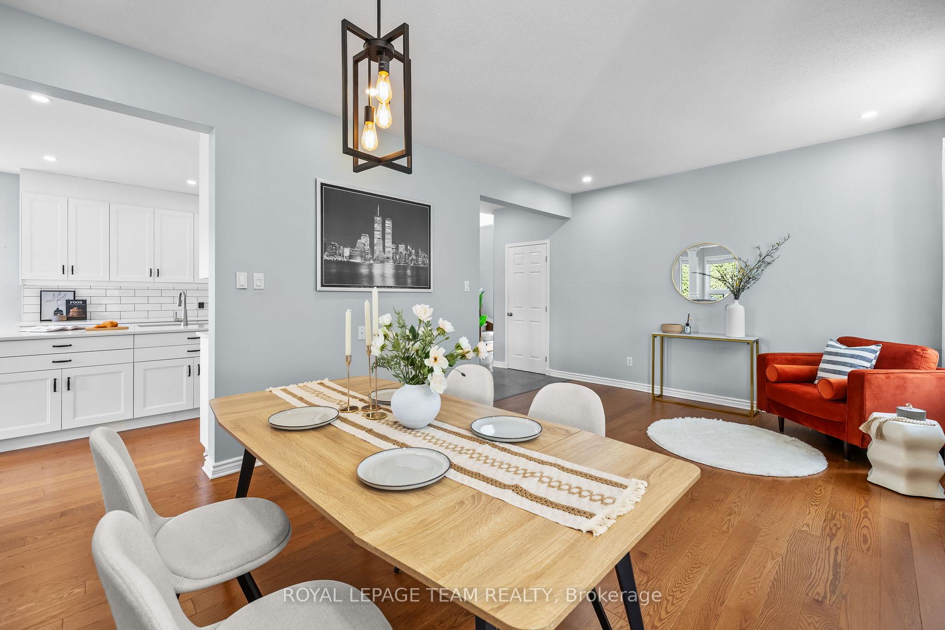 Photo 15 of 521 Stonechurch Way, Ottawa, Barrhaven - Cedargrove/Fraserdale — HOMEH