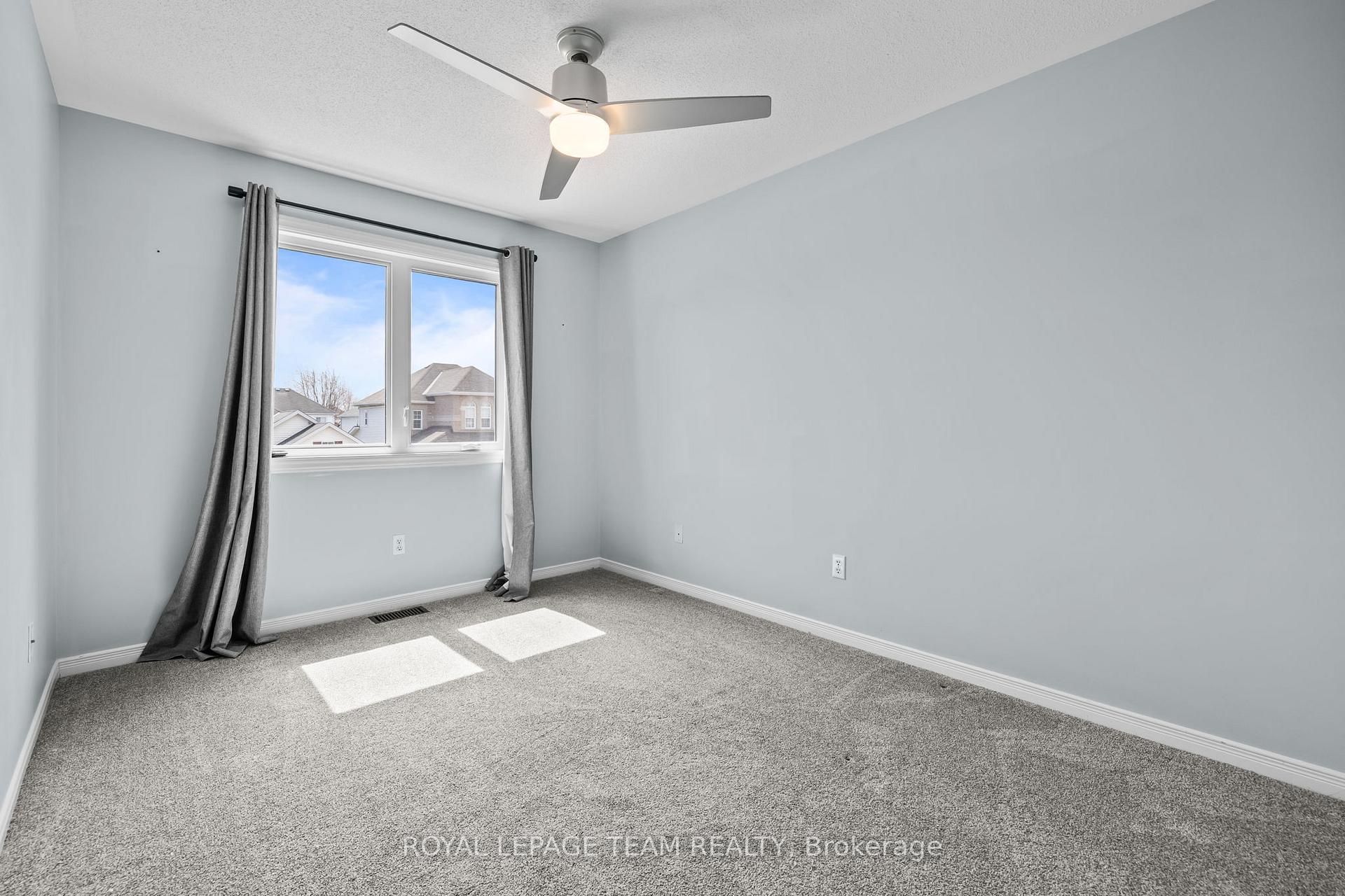 Photo 23 of 521 Stonechurch Way, Ottawa, Barrhaven - Cedargrove/Fraserdale — HOMEH