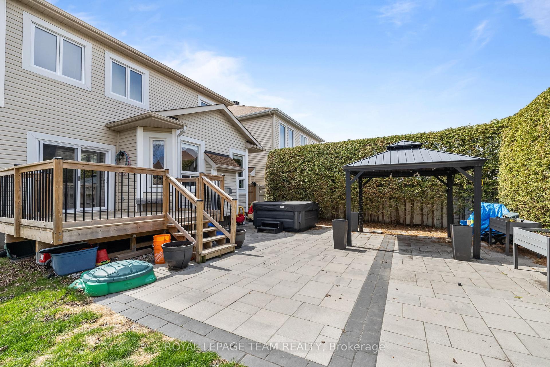 Photo 31 of 521 Stonechurch Way, Ottawa, Barrhaven - Cedargrove/Fraserdale — HOMEH