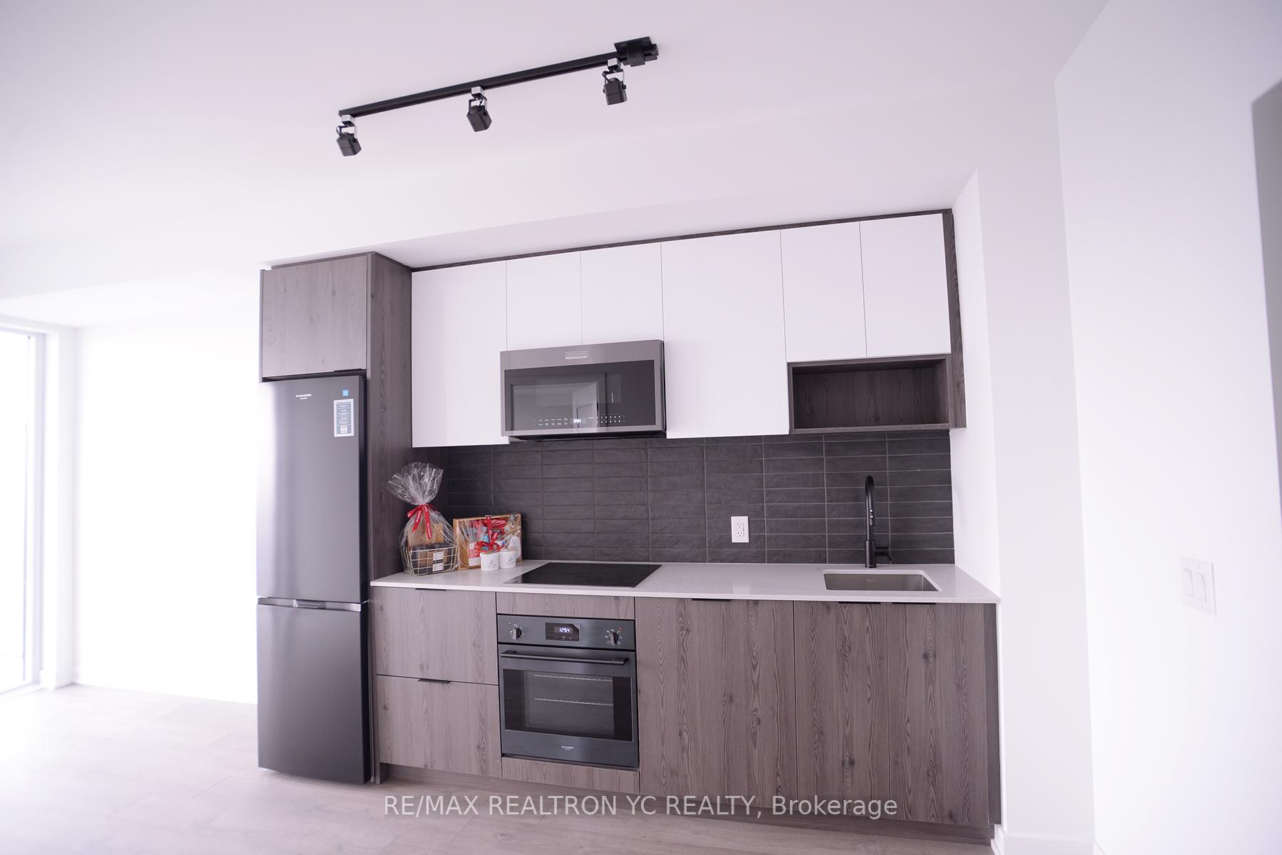 Photo 6 of Unit 2704, 5 Defries Street, Toronto, Regent Park — HOMEH