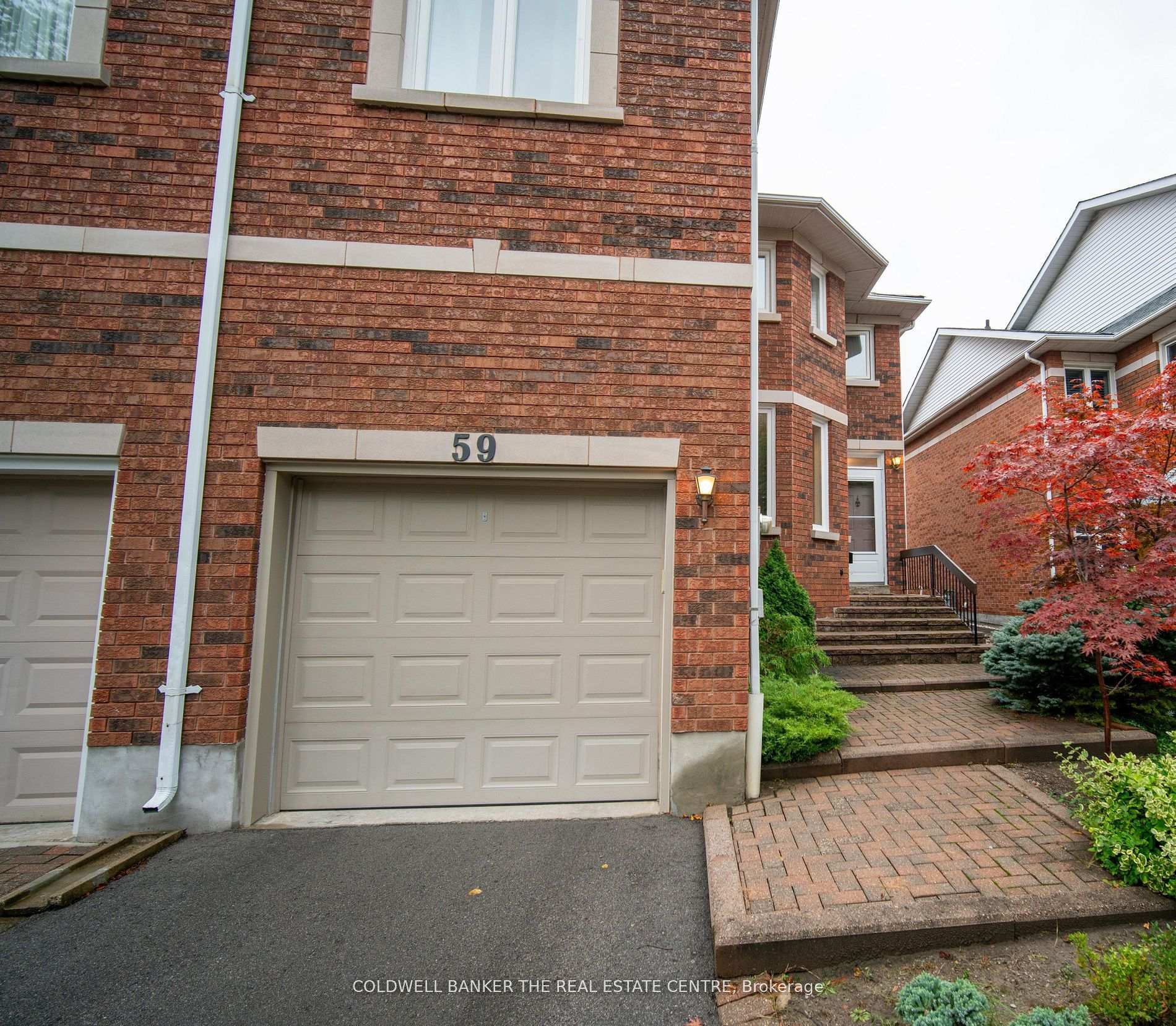 Photo 3 of 59 Brownstone Circle, Vaughan, Crestwood-Springfarm-Yorkhill — HOMEH