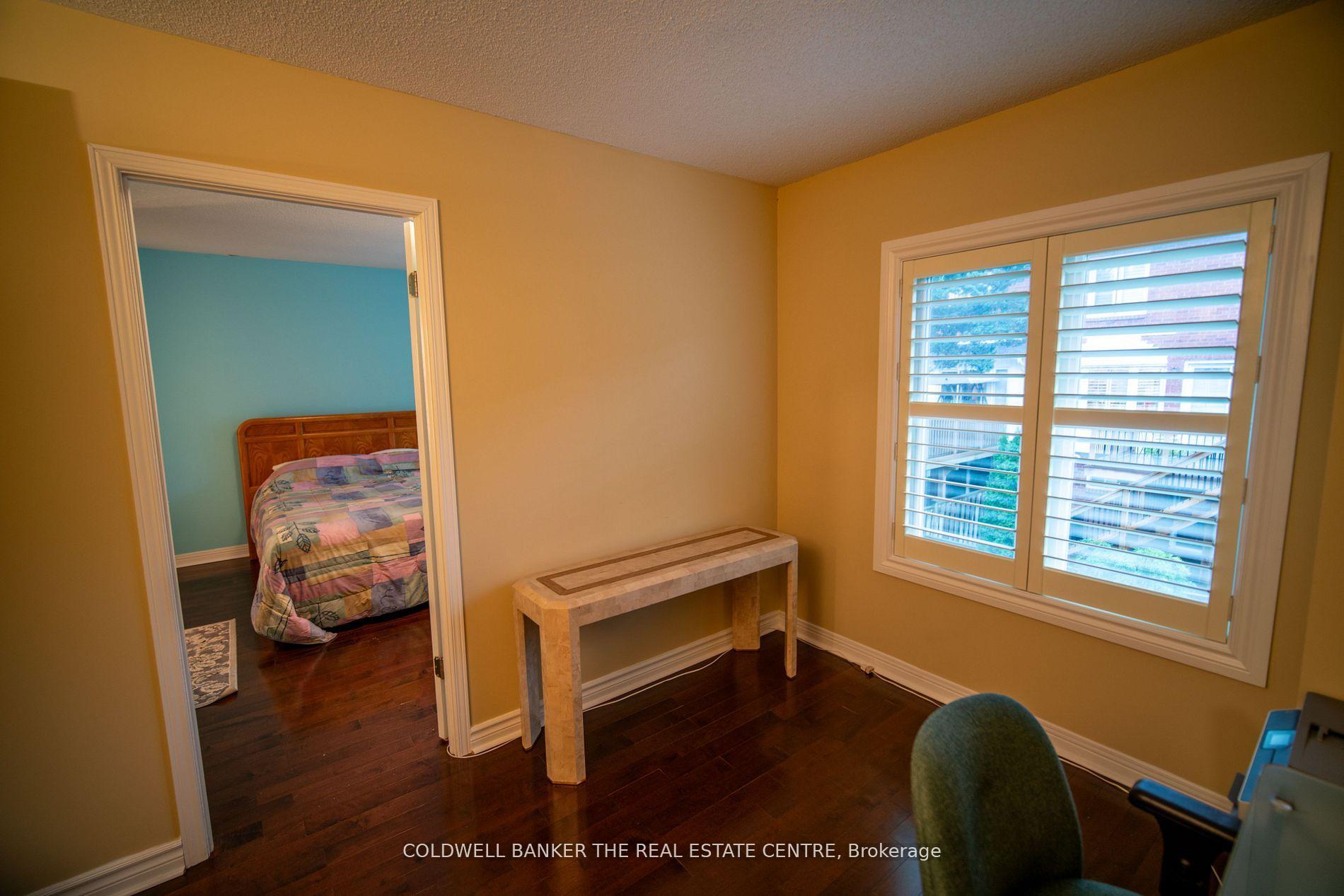 Photo 18 of 59 Brownstone Circle, Vaughan, Crestwood-Springfarm-Yorkhill — HOMEH