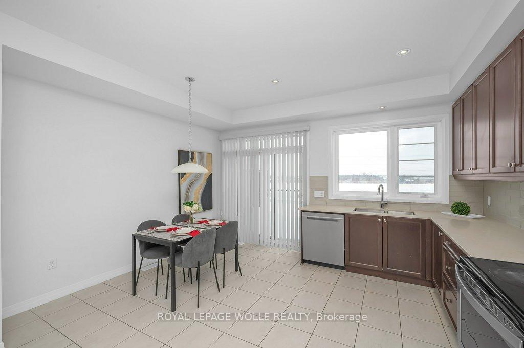 Photo 16 of Unit 240, 30 Times Square Boulevard, Hamilton, Stoney Creek — HOMEH