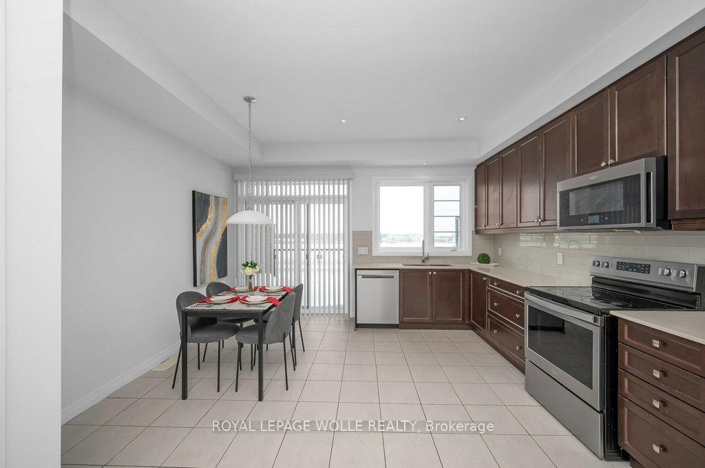 Photo 32 of Unit 240, 30 Times Square Boulevard, Hamilton, Stoney Creek — HOMEH