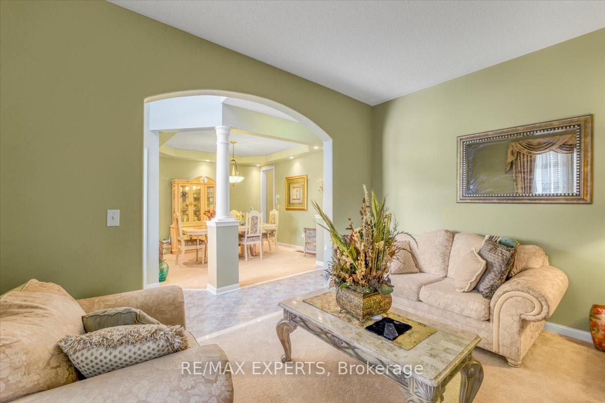 Photo 6 of 11 Linstock Drive, Brampton, Vales of Castlemore — HOMEH
