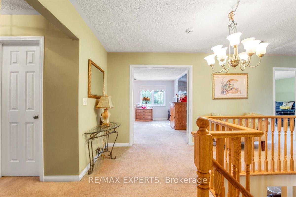 Photo 25 of 11 Linstock Drive, Brampton, Vales of Castlemore — HOMEH