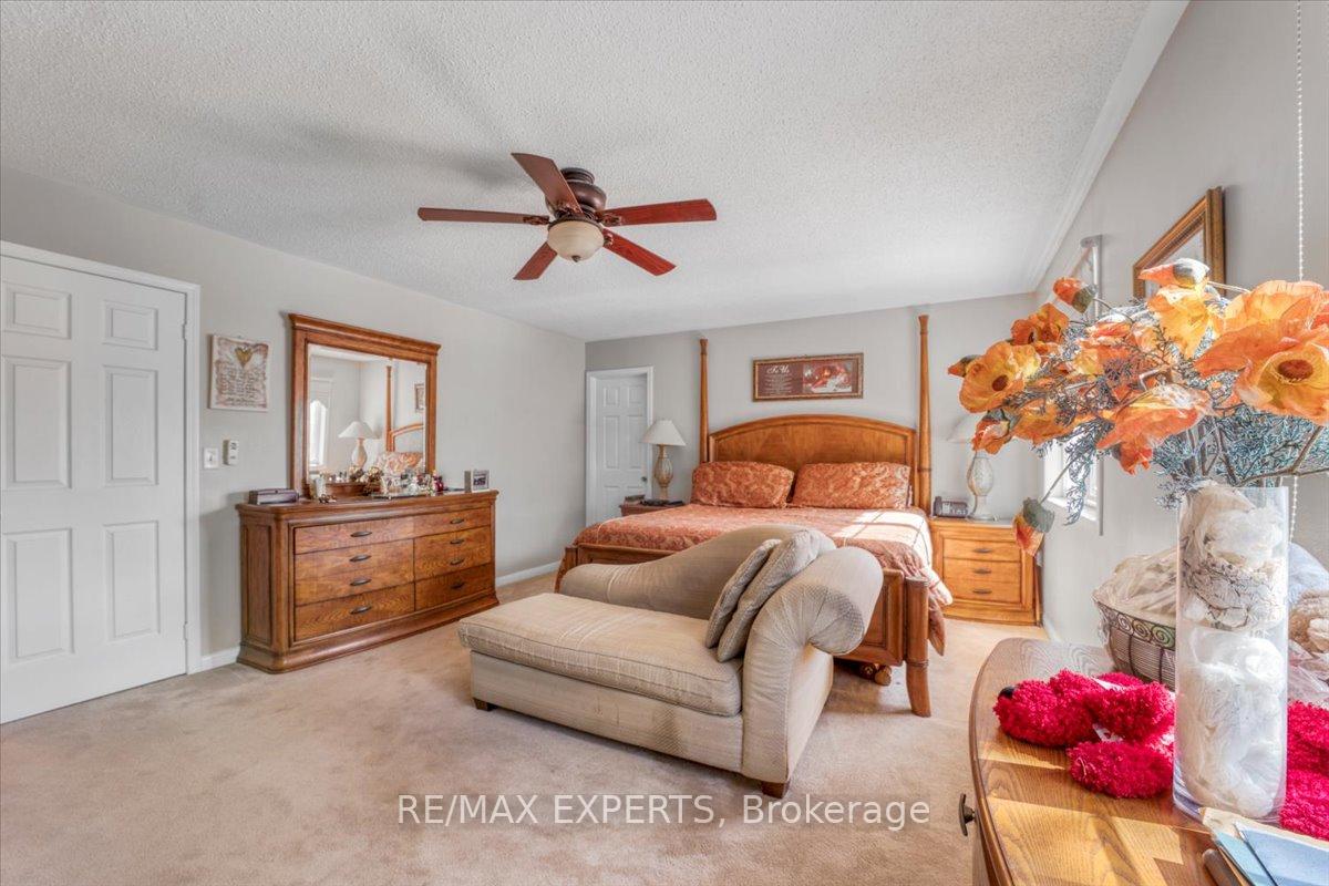 Photo 28 of 11 Linstock Drive, Brampton, Vales of Castlemore — HOMEH