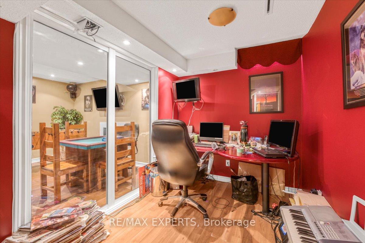 Photo 45 of 11 Linstock Drive, Brampton, Vales of Castlemore — HOMEH