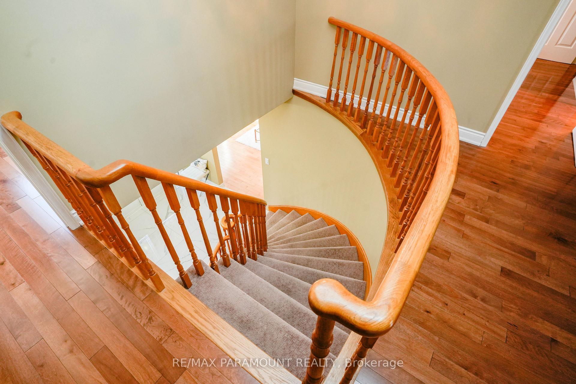 Photo 19 of 70 Dawnridge Trail, Brampton, Heart Lake West — HOMEH