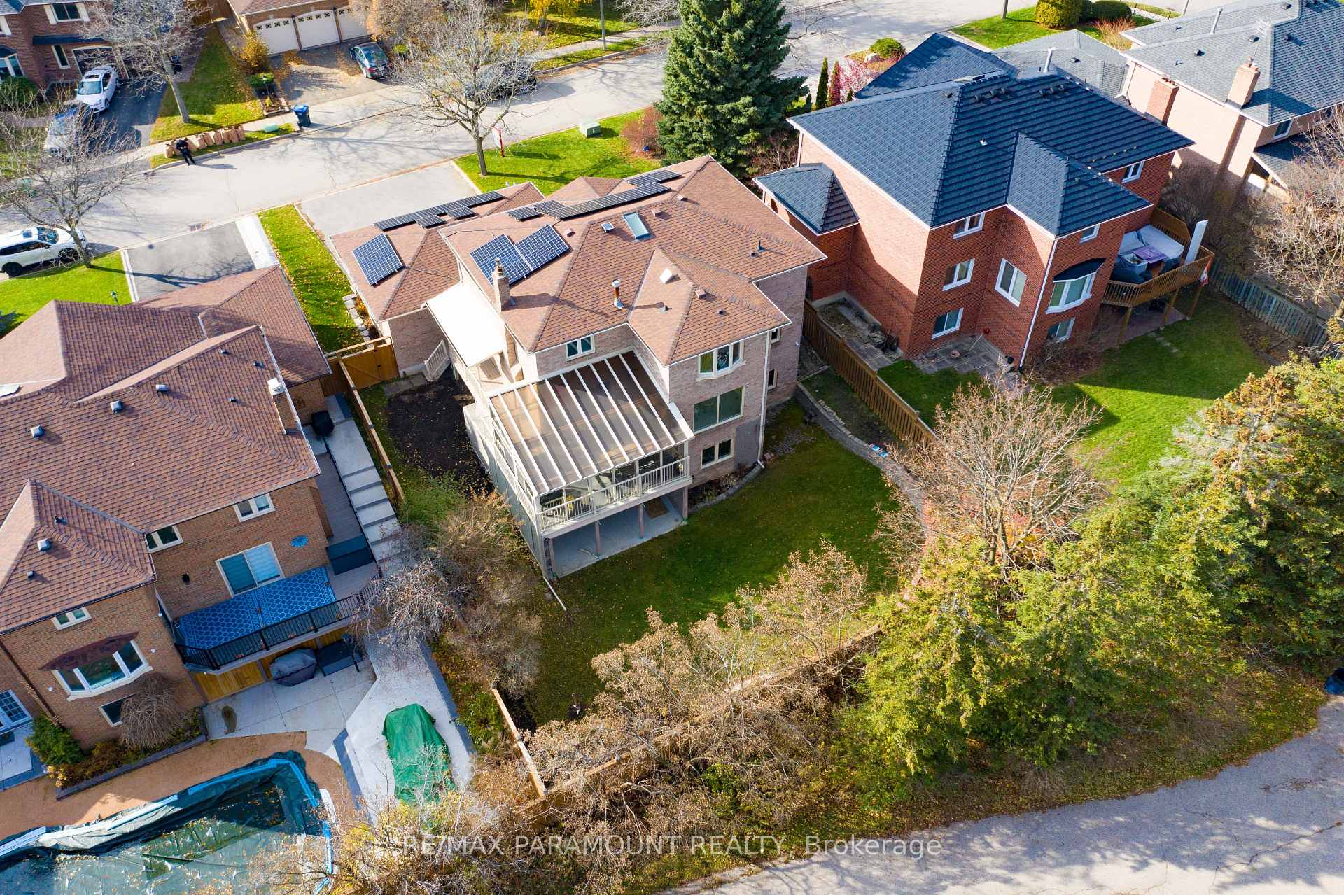 Photo 46 of 70 Dawnridge Trail, Brampton, Heart Lake West — HOMEH