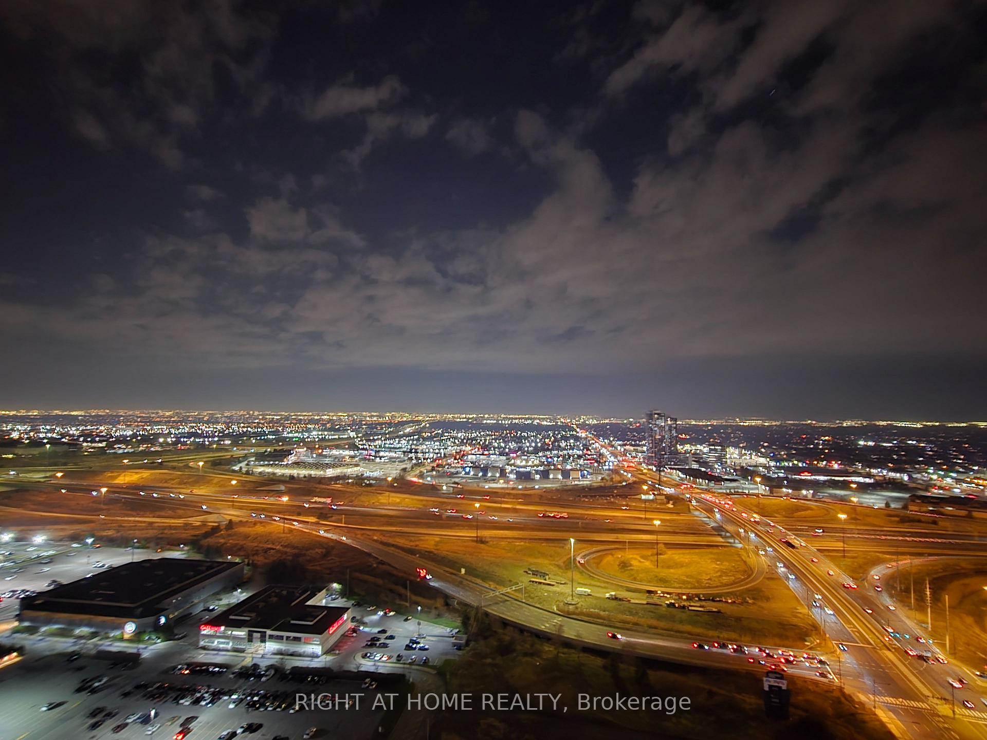 Photo 2 of Unit 3809, 195 Commerce Street, Vaughan, Vaughan Corporate Centre — HOMEH