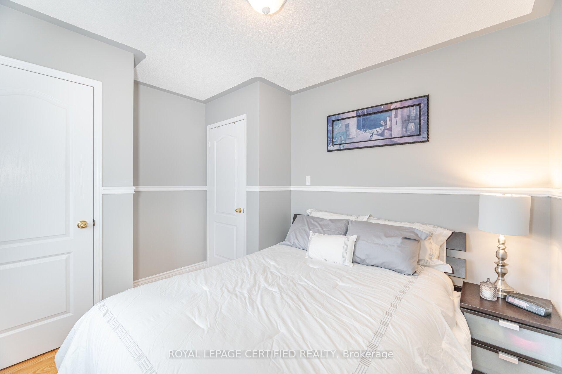 Photo 22 of 70 Rivermere Court, Brampton, Fletcher's Meadow — HOMEH