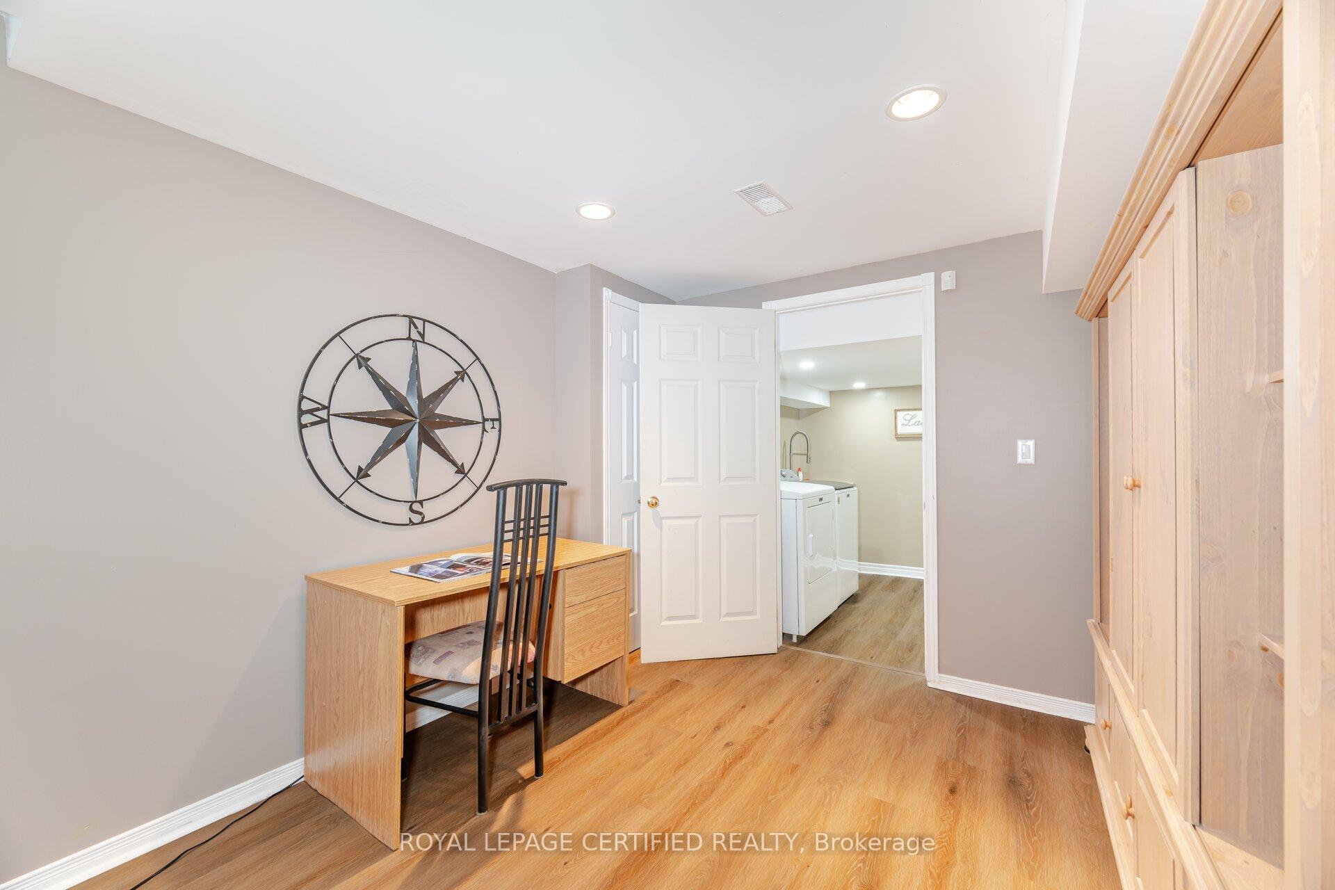 Photo 30 of 70 Rivermere Court, Brampton, Fletcher's Meadow — HOMEH