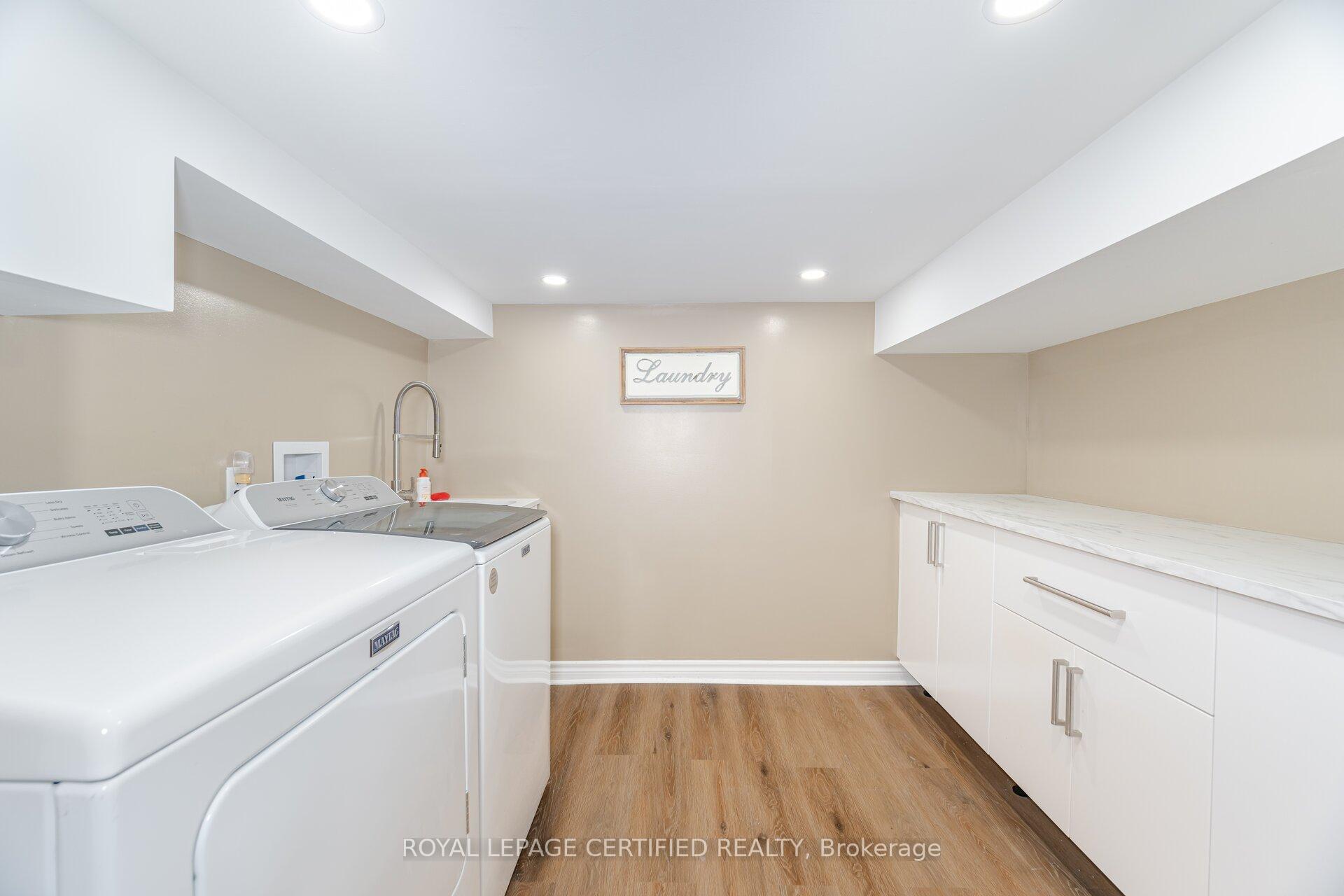 Photo 31 of 70 Rivermere Court, Brampton, Fletcher's Meadow — HOMEH