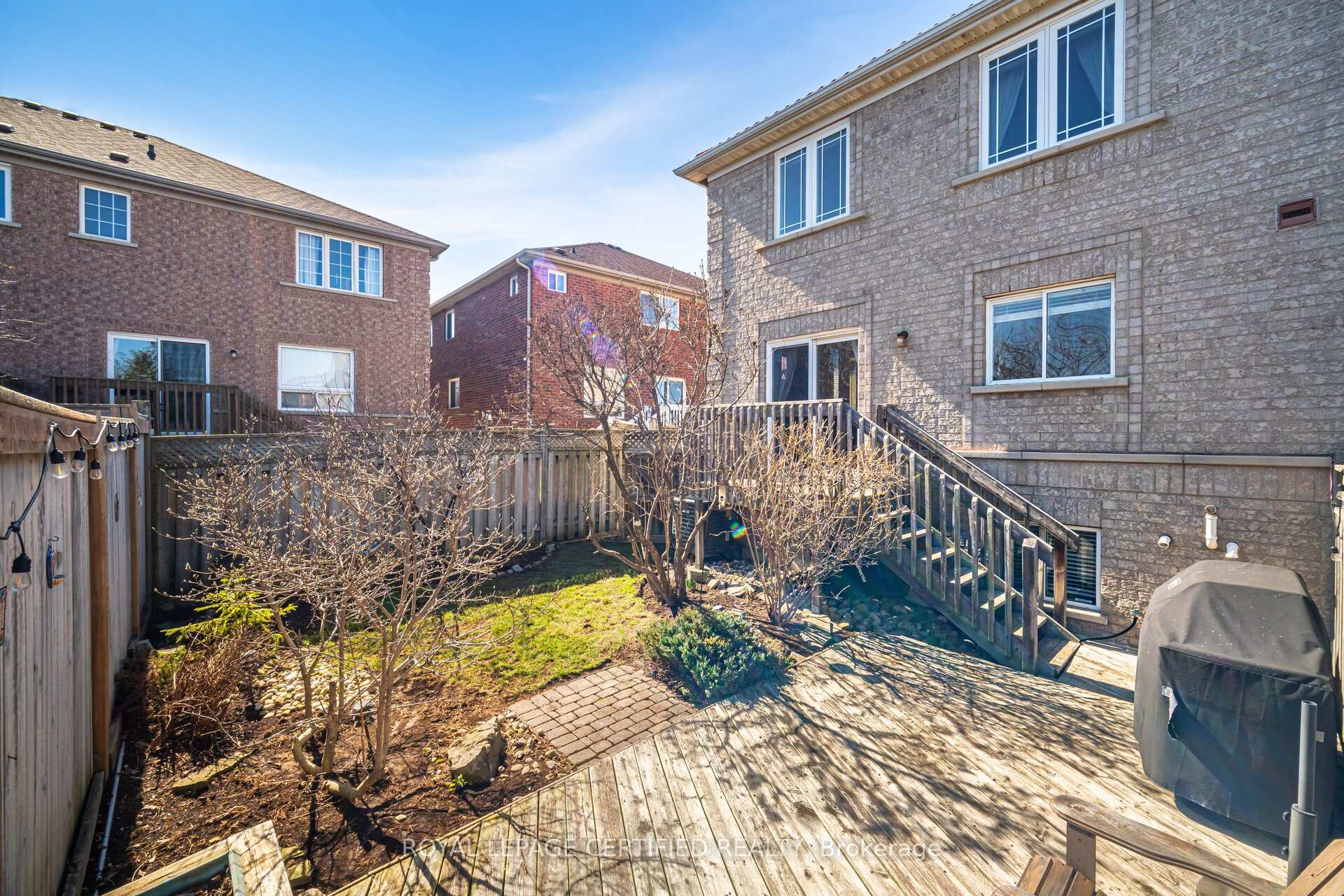 Photo 36 of 70 Rivermere Court, Brampton, Fletcher's Meadow — HOMEH
