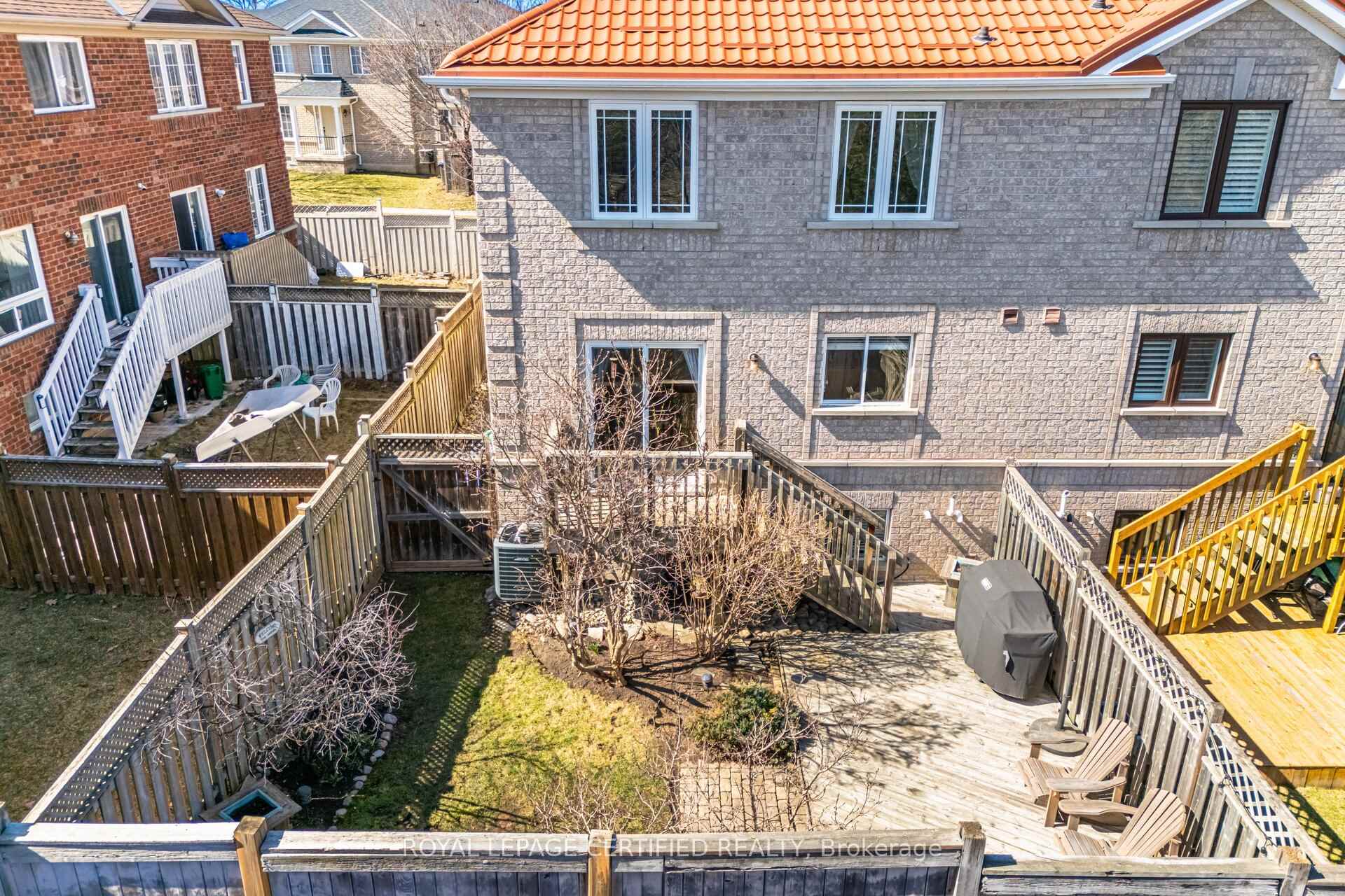 Photo 37 of 70 Rivermere Court, Brampton, Fletcher's Meadow — HOMEH