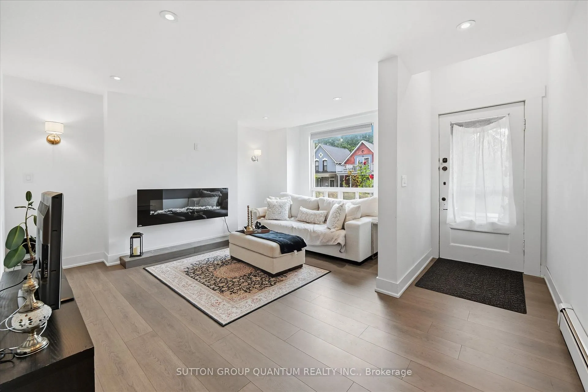 Photo 35 of 443 King William Street, Hamilton, Landsdale — HOMEH