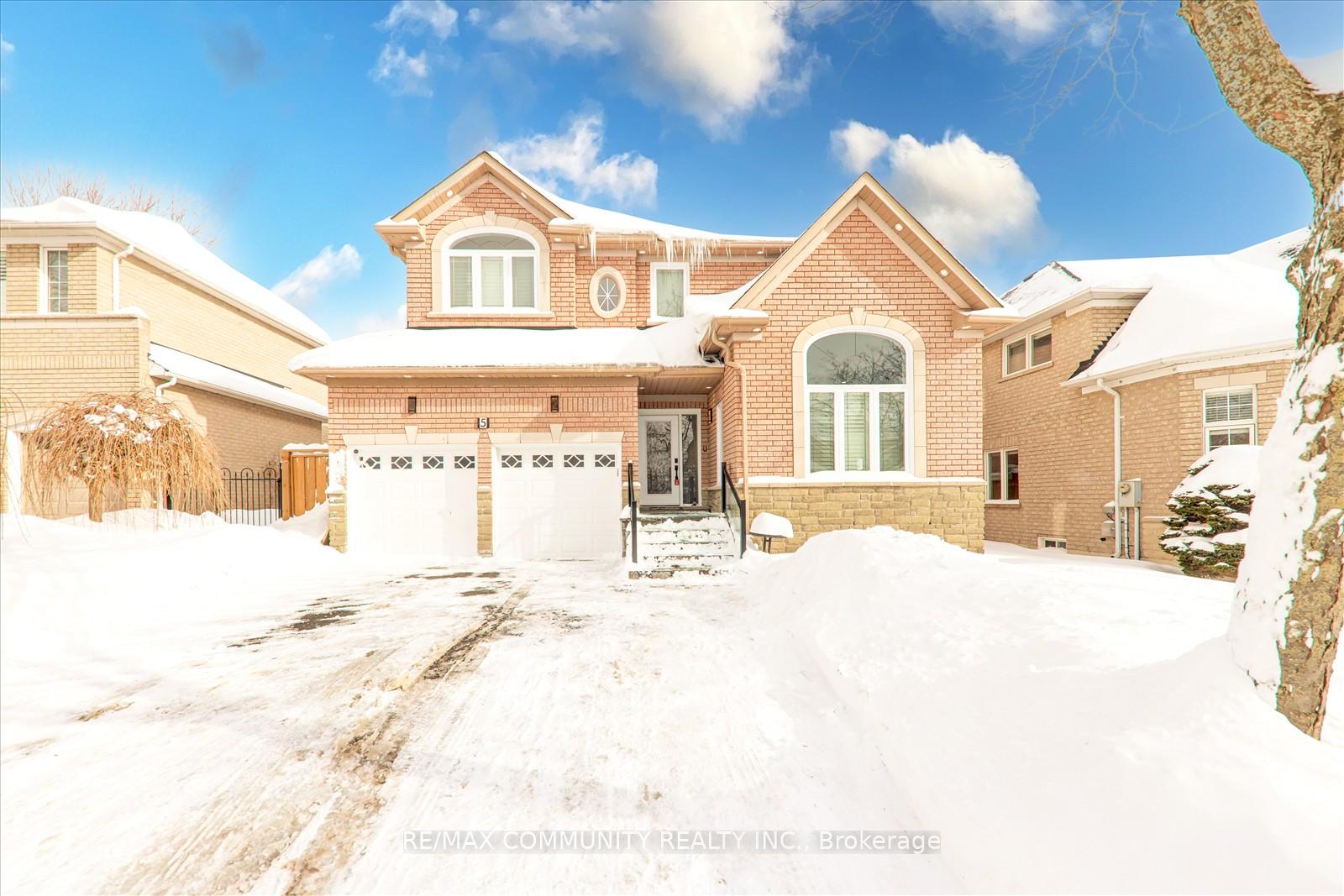 Front of 5 Sandcherry Avenue