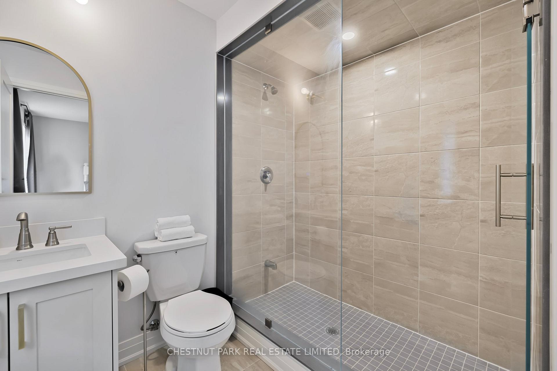 Photo 19 of 19 Low Boulevard, Uxbridge — HOMEH