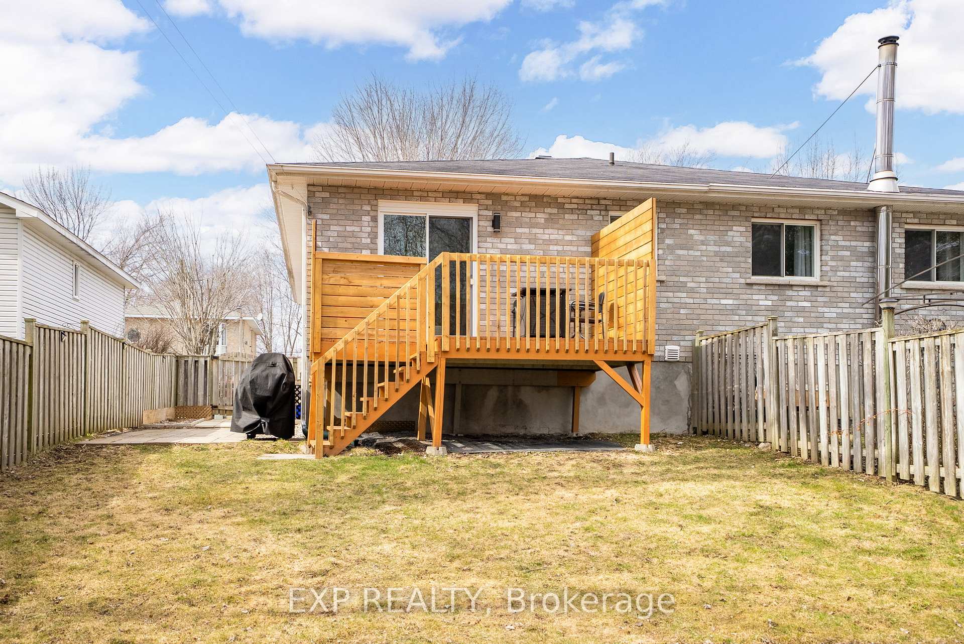 Photo 33 of 122 Glen Oaks Court, Cornwall — HOMEH