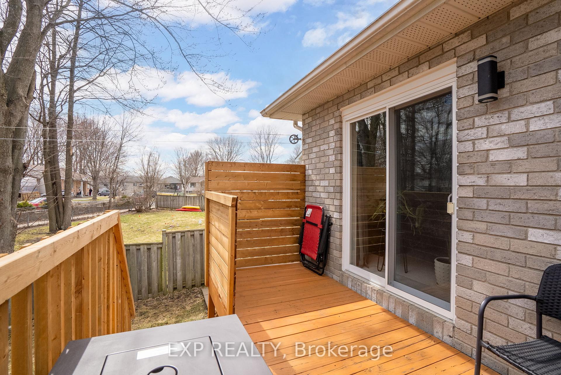 Photo 35 of 122 Glen Oaks Court, Cornwall — HOMEH