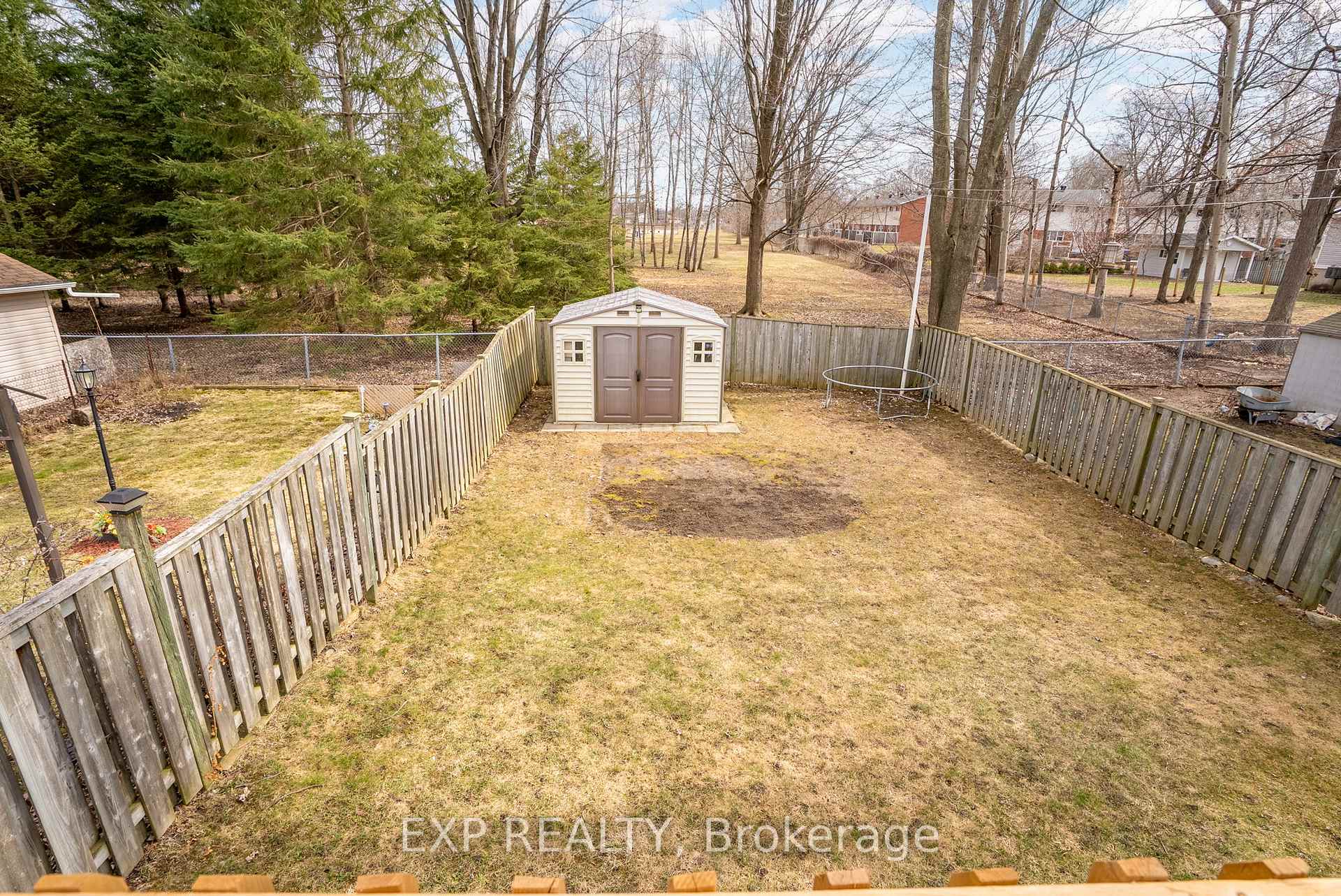 Photo 36 of 122 Glen Oaks Court, Cornwall — HOMEH